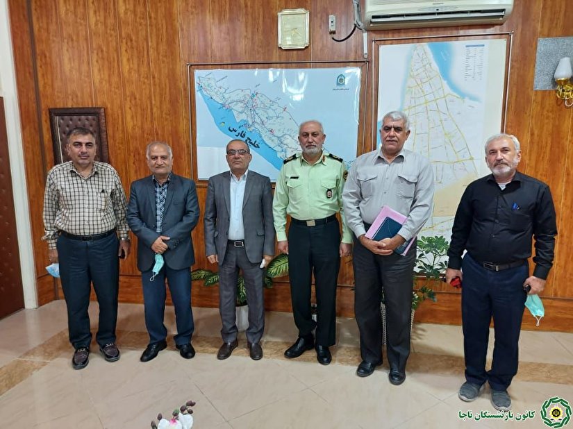 دیدار رئیس کانون بازنشستگان با فرمانده انتظامی استان