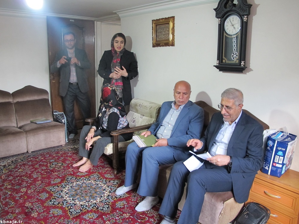 دیدار سردار گودرزی رئیس سابا کشور با 2 نفر بازنشسته و مستمری بگیر استان اردبیل