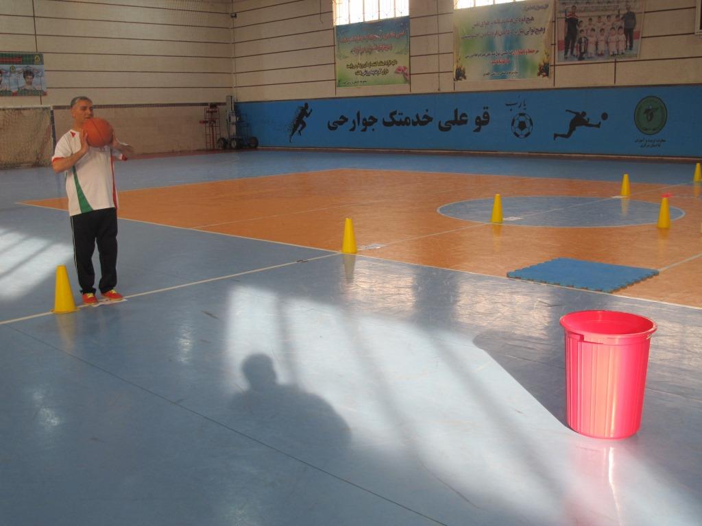 برگزاری مسابقه آمادگی جسمانی پیشکسوتان فراجا استان مرکزی