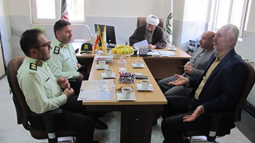 دیدار رئیس عقیدتی سیاسی فراجا استان با رییس کانون انتظامی استان