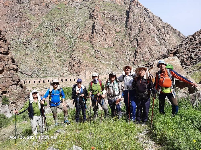 کوهنوردی و طبیعت گردی جمعی از بازنشستگان انتظامی