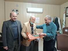 دیدار رئیس کانون بازنشستگان انتظامی مازندران با پیشکسوت محمد بهزادنیا در شهرستان ساری