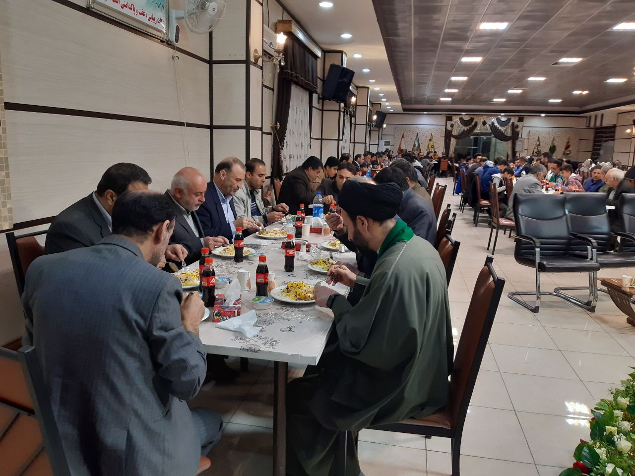 برگزاری مراسم ضیافت خانوادگی شهرستان کرمانشاه با حضور 43  نفر بازنشسته و خانواده آن‌ها