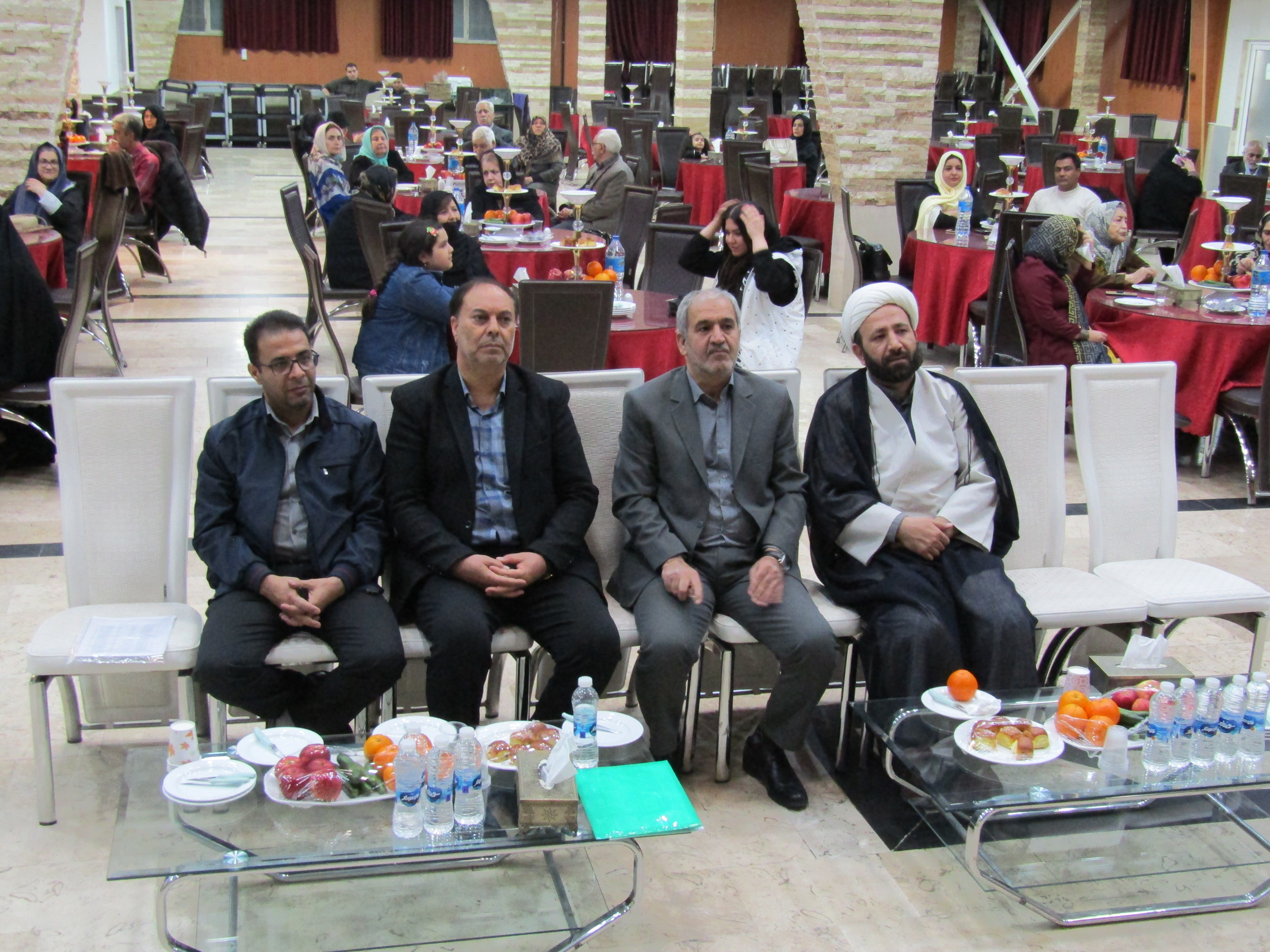 برگزاری مراسم ضیافت خانواگی استان البرز به مناسبت نیمه شعبان  باحضور 180 بازنشسته ومستمری بگیر و خانواده آن‌ها