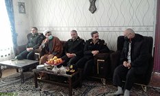 دیدار فرمانده انتظامی استان اردبیل با ۲ نفر بازنشسته در شهرستان کوثر