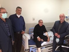 عیادت از سرهنگ بازنشسته ید اله فلاحی در بیمارستان حضرت ابوالفضل (ع) ناجا کرمانشاه