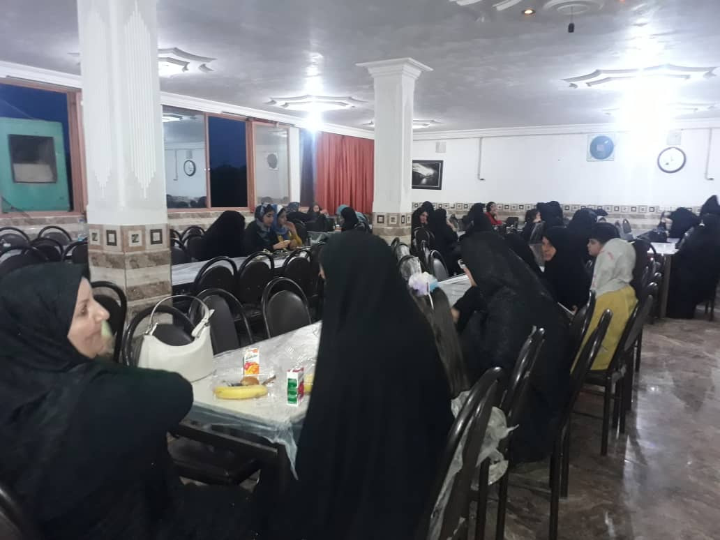 برگزاری مراسم ضیافت خانوادگی شهرستان هرسین  استان کرمانشاه با حضور54نفر بازنشسته و خانواده آن‌ها