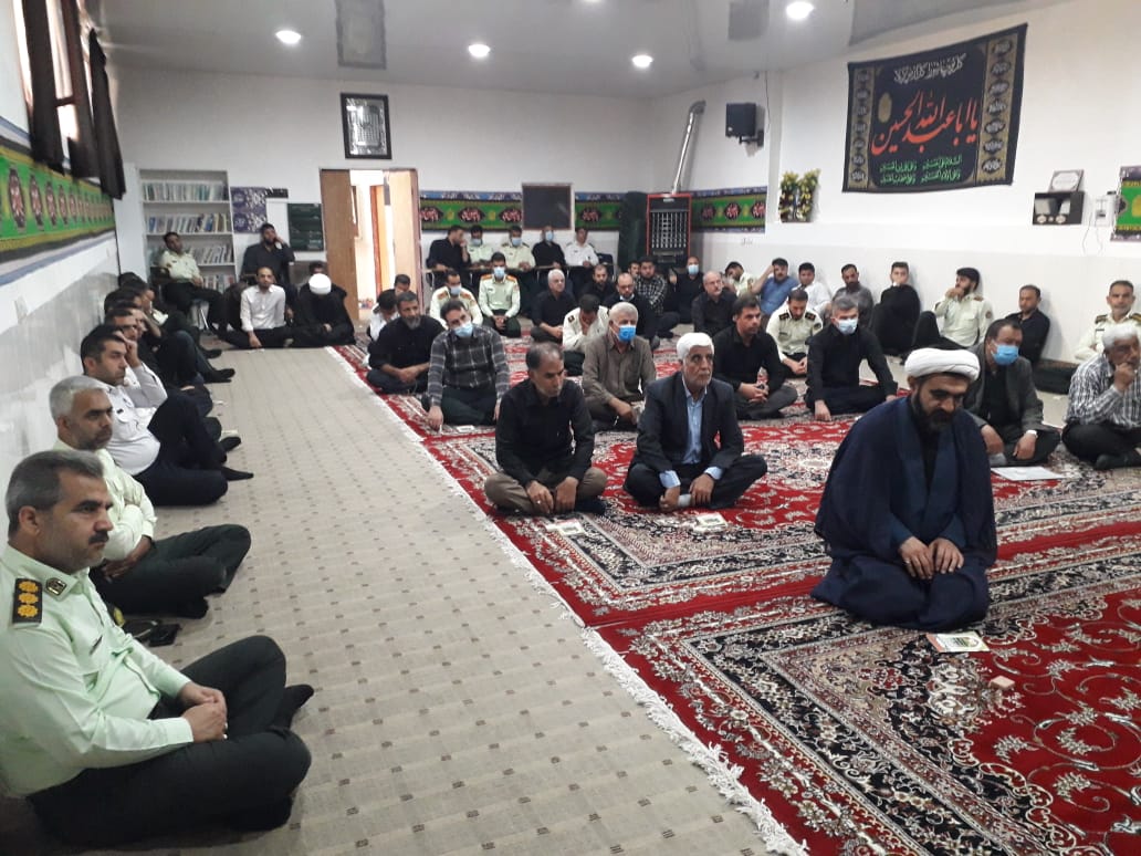 برگزاری مراسم قرائت زیارت عاشورا در فرماندهی های انتظامی شهرستان های استان اصفهان