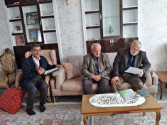دیدار رئیس کانون استان آذربایجان غربی با بازنشستگان