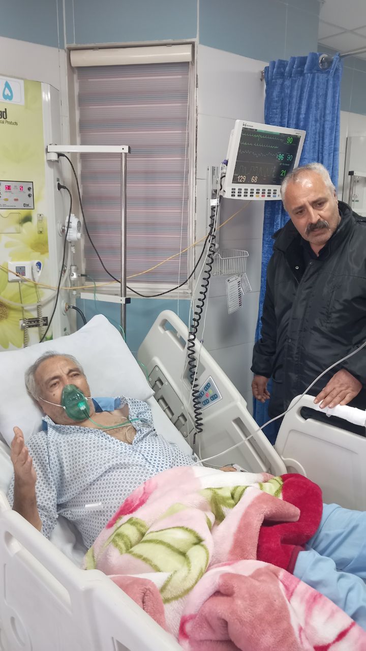 عیادت از 4  نفر از بازنشستگان در بیمارستان حضرت ابوالفضل (ع) فراجا کرمانشاه