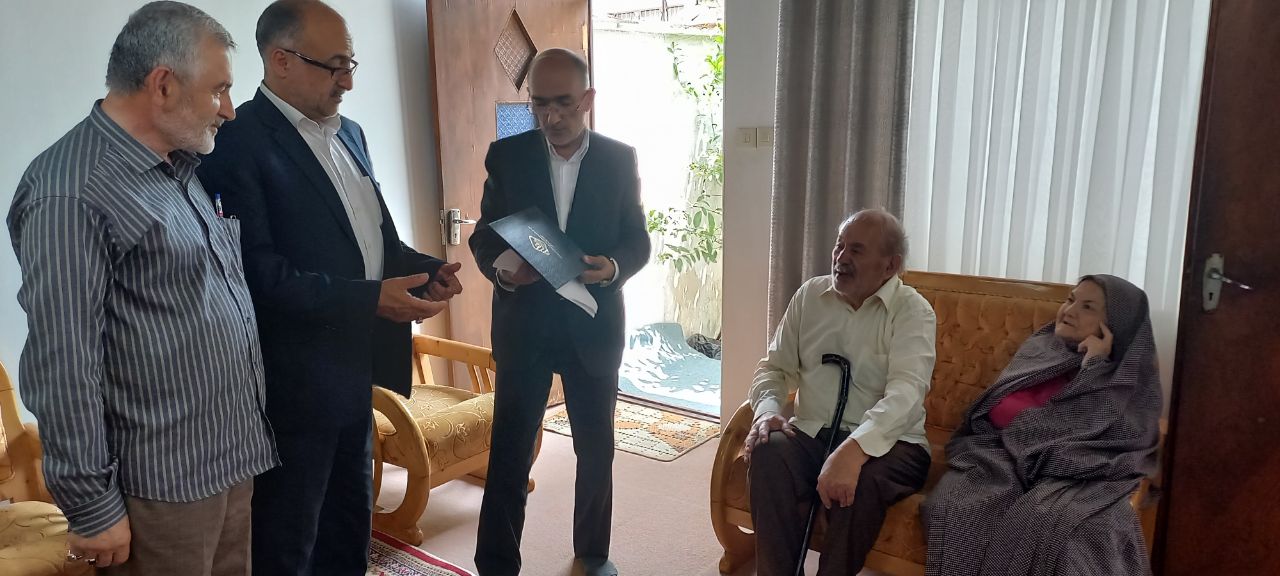 دیدار با بازنشستگان انتظامی استان گیلان دیدار با بازنشستگان انتظامی استان گیلان