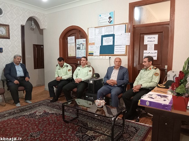 بازدید سردار فرماندهی انتظامی استان از کانون بازنشستگان بازدید سردار فرماندهی انتظامی استان از کانون بازنشستگان