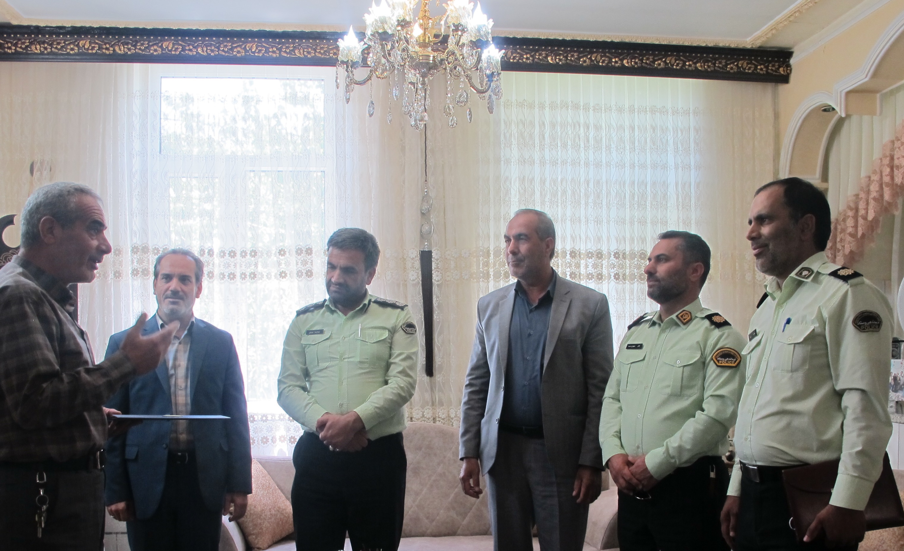 دیدار و گفتگو با 3 بازنشسته گرانقدر در شهرستان شازند دیدار و گفتگو با 3 بازنشسته گرانقدر در شهرستان شازند