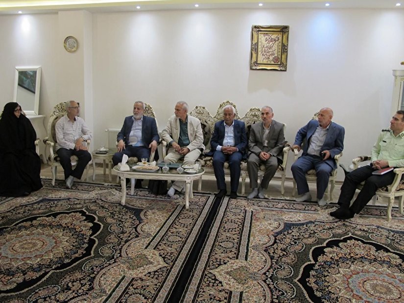 سردار جعفری نسب با حصور در استان اردبیل با ۴ نفر از اعضای کانون دیدار و گفتگو کرد سردار جعفری نسب با حصور در استان اردبیل با ۴ نفر از اعضای کانون دیدار و گفتگو کرد