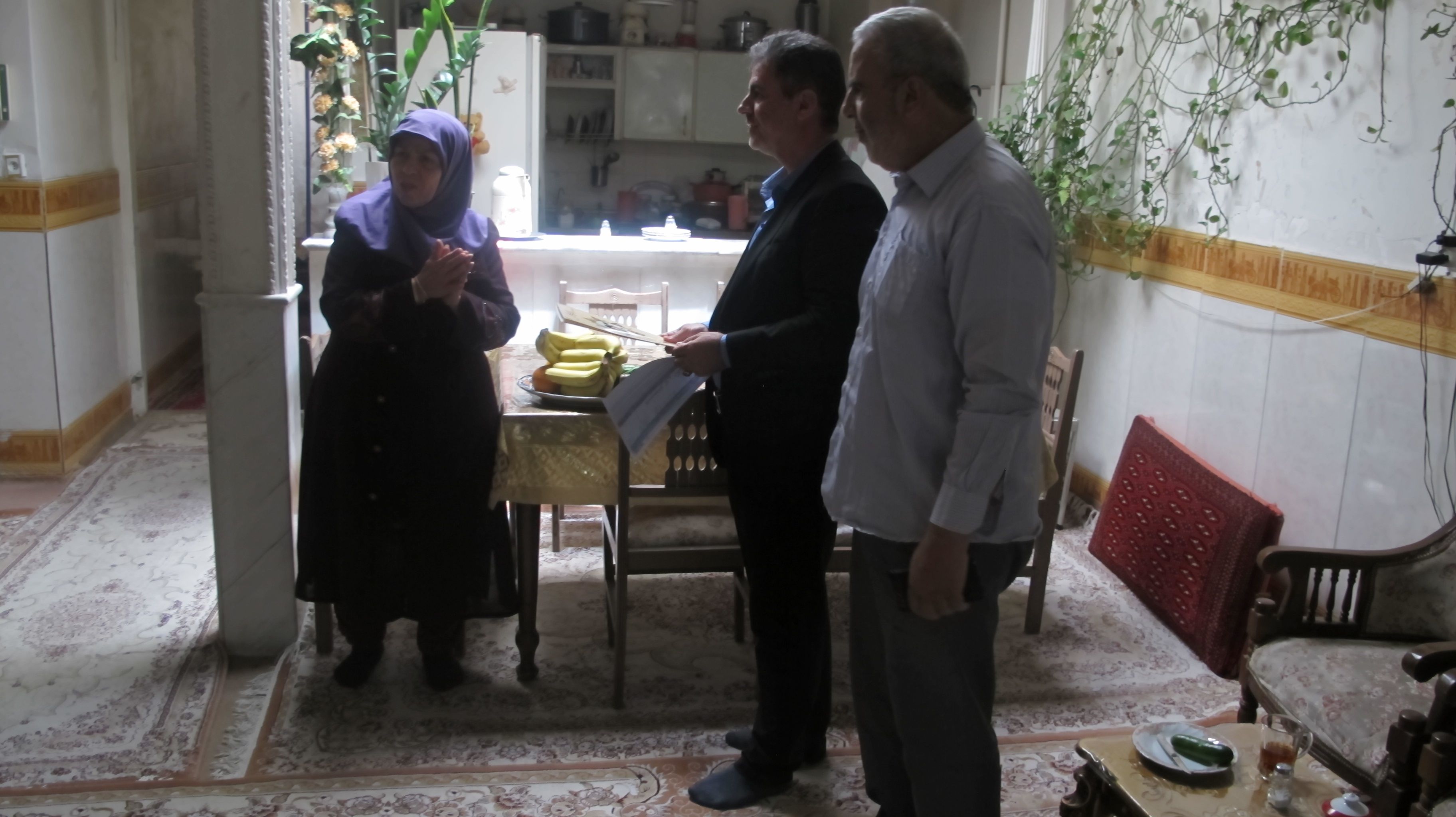 دیدار رئیس اداره بازنشستگی و رئیس کانون استان قم با خانواده مرحوم هوشنگ دارابیان دیدار رئیس اداره بازنشستگی و رئیس کانون استان قم با خانواده مرحوم هوشنگ دارابیان