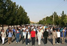 برگزاری همایش پیاده روی خانوادگی اعضاء وابسته نیروهای مسلح استان کرمان