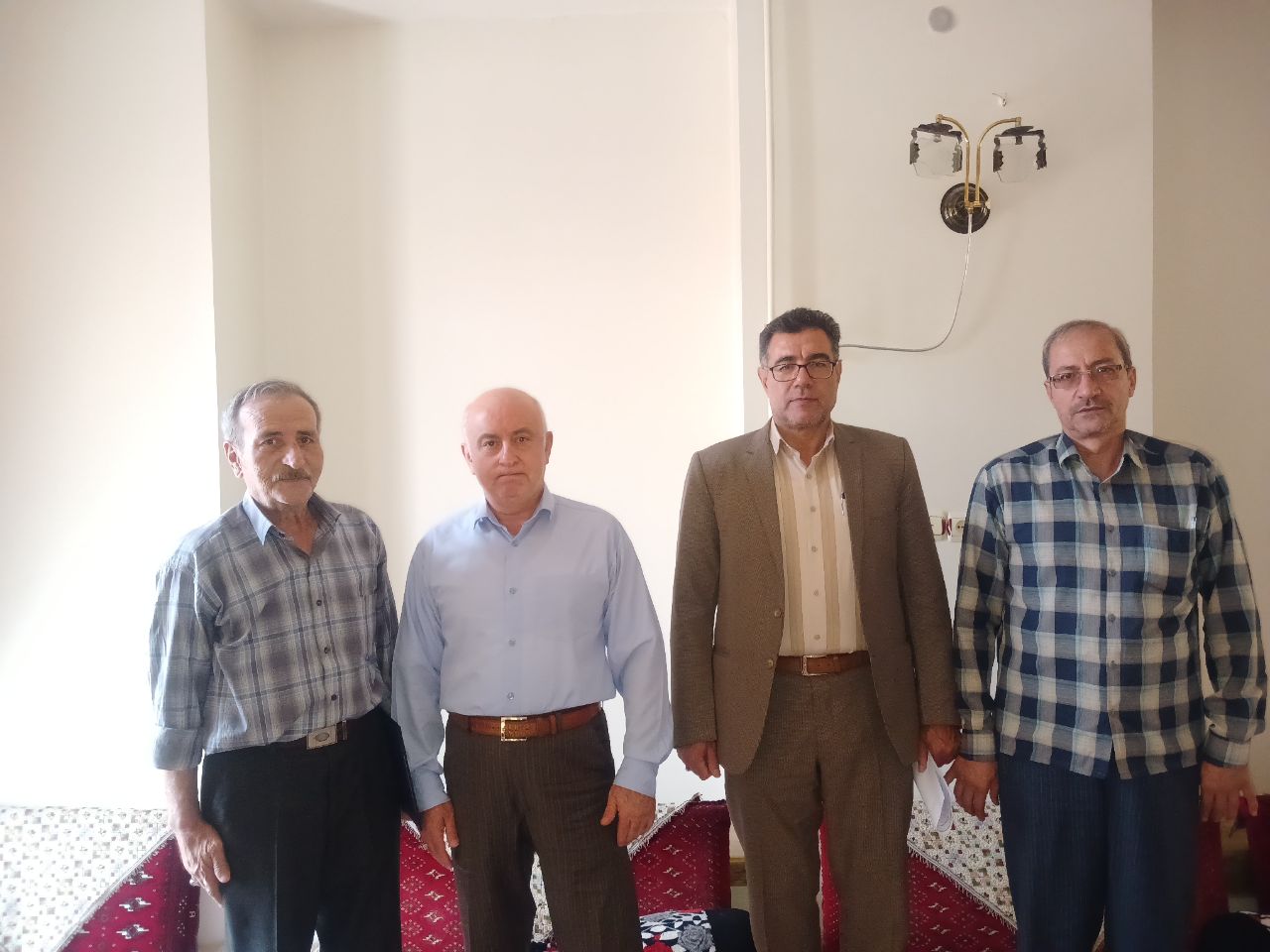 دیدار با 2 پیشکسوت بازنشسته استان کرمانشاه دیدار با 2 پیشکسوت بازنشسته استان کرمانشاه