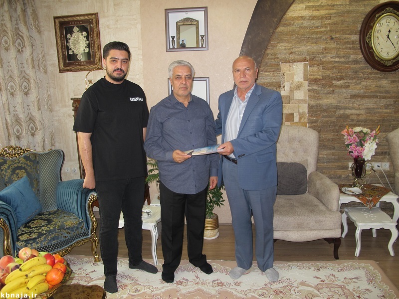 دیدار با 3 تن از بازنشستگان استان اردبیل دیدار با 3 تن از بازنشستگان استان اردبیل