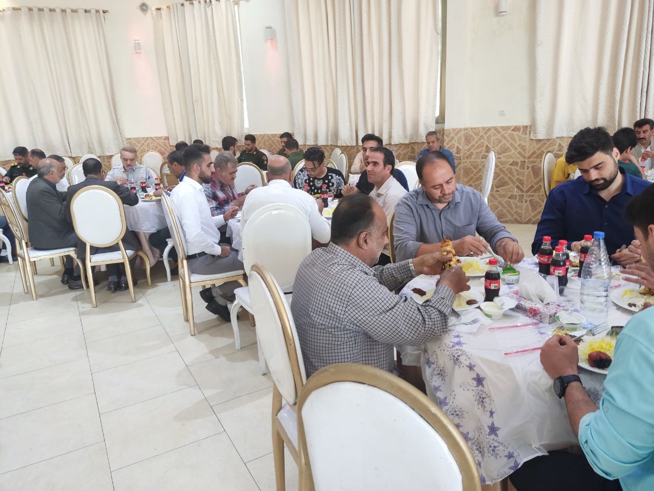 برگزاری ضیافت پیشکسوتان نیروهای مسلح شهرستان بروجرد برگزاری ضیافت پیشکسوتان نیروهای مسلح شهرستان بروجرد