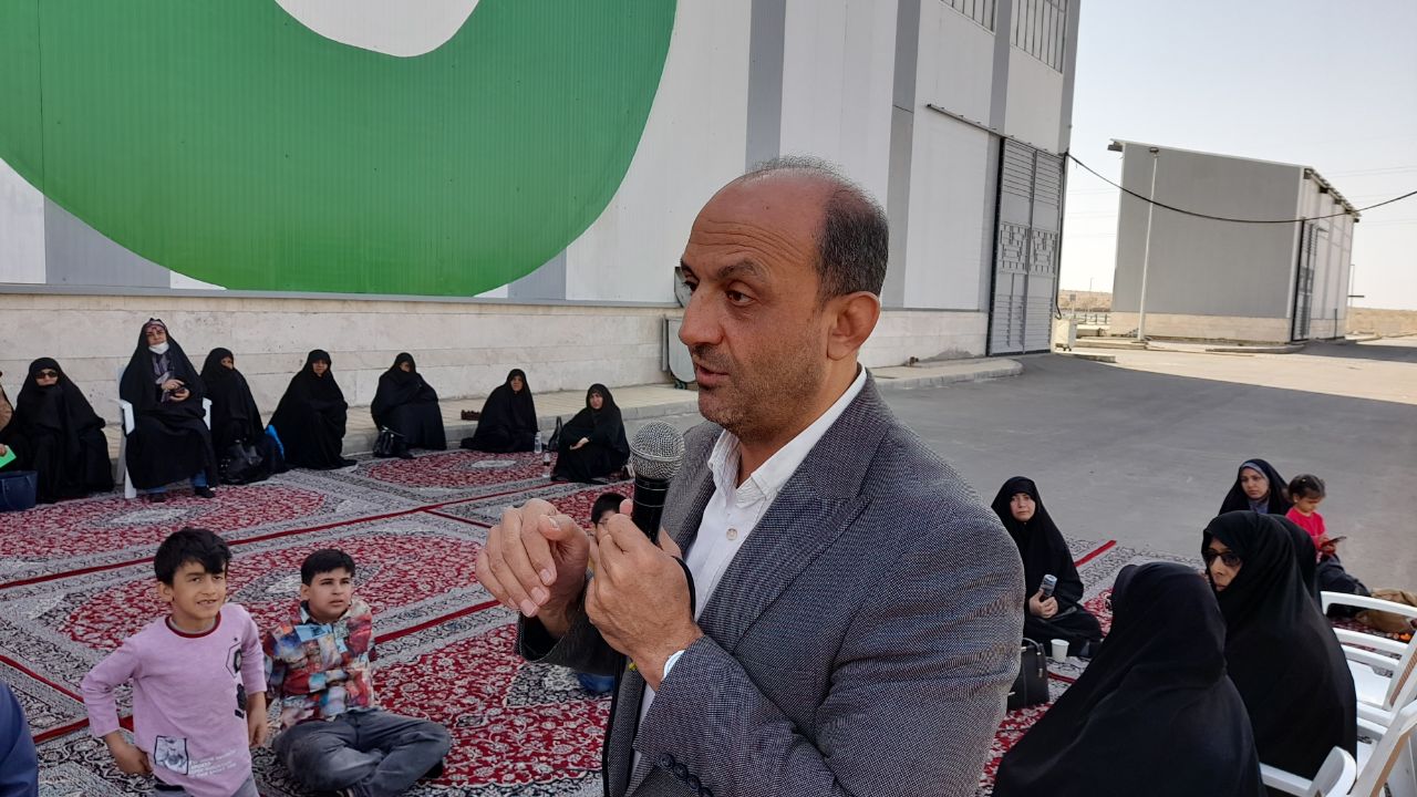 برگزاری همایش پیاده‌روی با خانواده به مناسبت هفته دفاع مقدس در شهرستان کاشان