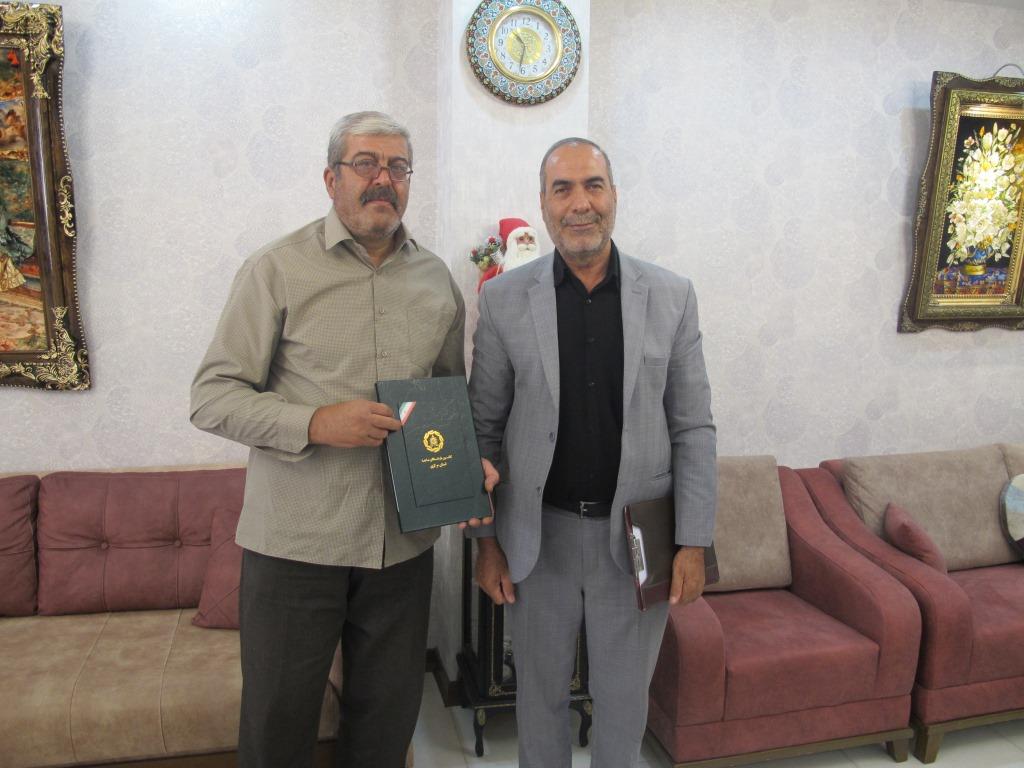 دیدار با 3 بازنشسته در شهرستان اراک دیدار با 3 بازنشسته در شهرستان اراک