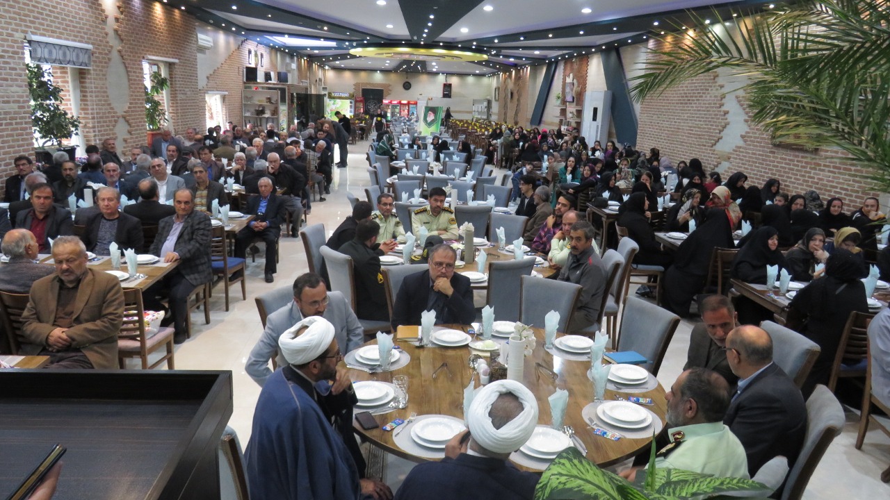 برگزاری مراسم ضیافت و تجلیل از بازنشستگان