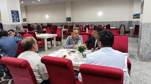 برگزاری نشست صمیمی فرمانده انتظامی استان با پیشکسوتان