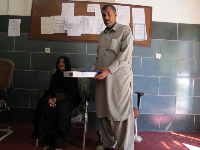 دیدار و سرکشی از تعداد 2 نفر از مستمری بگیران شهرستان خاش در آبان ماه 1402 دیدار و سرکشی از تعداد 2 نفر از مستمری بگیران شهرستان خاش در آبان ماه 1402