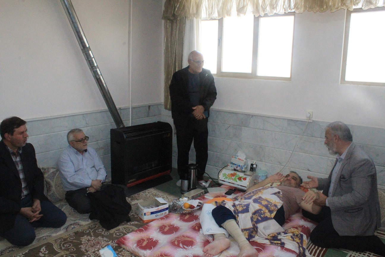 عیادت از ۲ پیشکسوت ضایعه نخاعی شهرستان نجف آباد