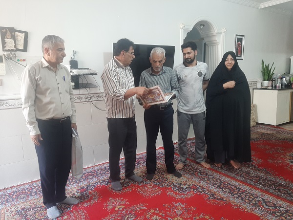 دﯾﺪار ﺑﺎ بازنشسته غلامعلی بحرینی دﯾﺪار ﺑﺎ بازنشسته غلامعلی بحرینی