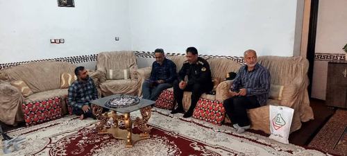 دیدار مسئول دفتر نمایندگی با وظیفه بگیر علیرضاخمیسی نسب