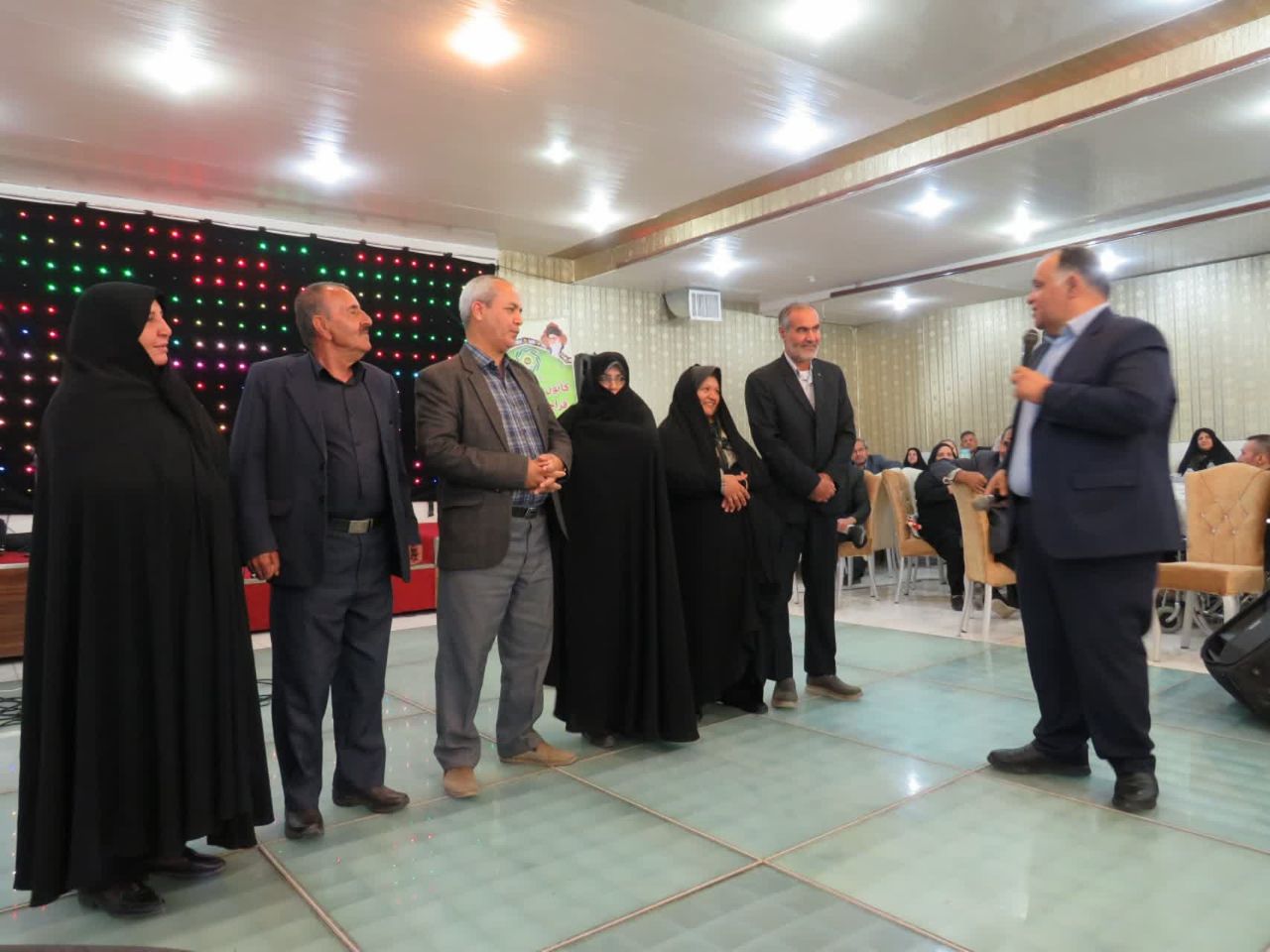 برگزاری ضیافت خانوادگی در شهرستان نجف آباد با حضور ۲۶۰ بازنشسته به همراه خانواده