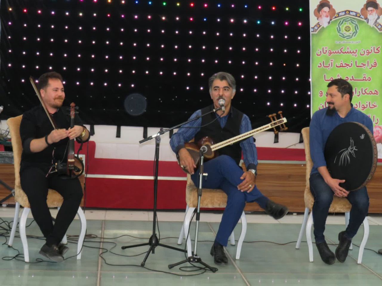 برگزاری ضیافت خانوادگی در شهرستان نجف آباد با حضور ۲۶۰ بازنشسته به همراه خانواده