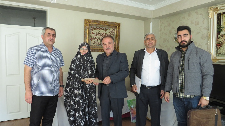 دیدار کارشناس امورخدمات اداری کانون استان و نماینده بازنشستگان از همسران بازنشستگان متوفی