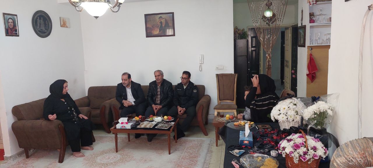 دیدار با خانواده پیشکسوت فقید مرحوم محمد رحیم سرلک دیدار با خانواده پیشکسوت فقید مرحوم محمد رحیم سرلک