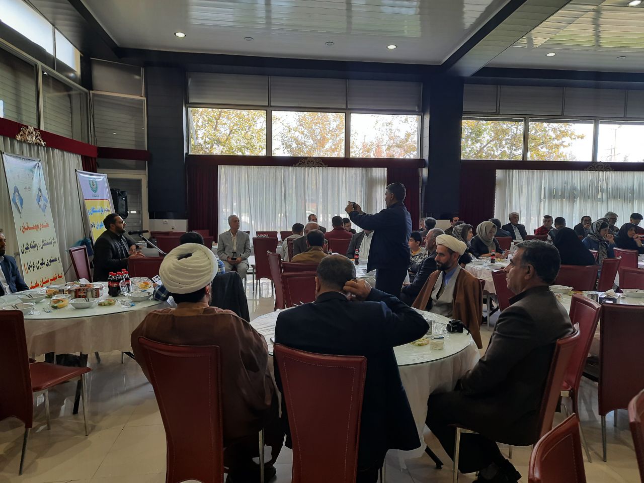 برگزاري ضیافت خانوادگی شهرستان سلماس با حضور 40 بازنشسته فراجا و خانواده آنها