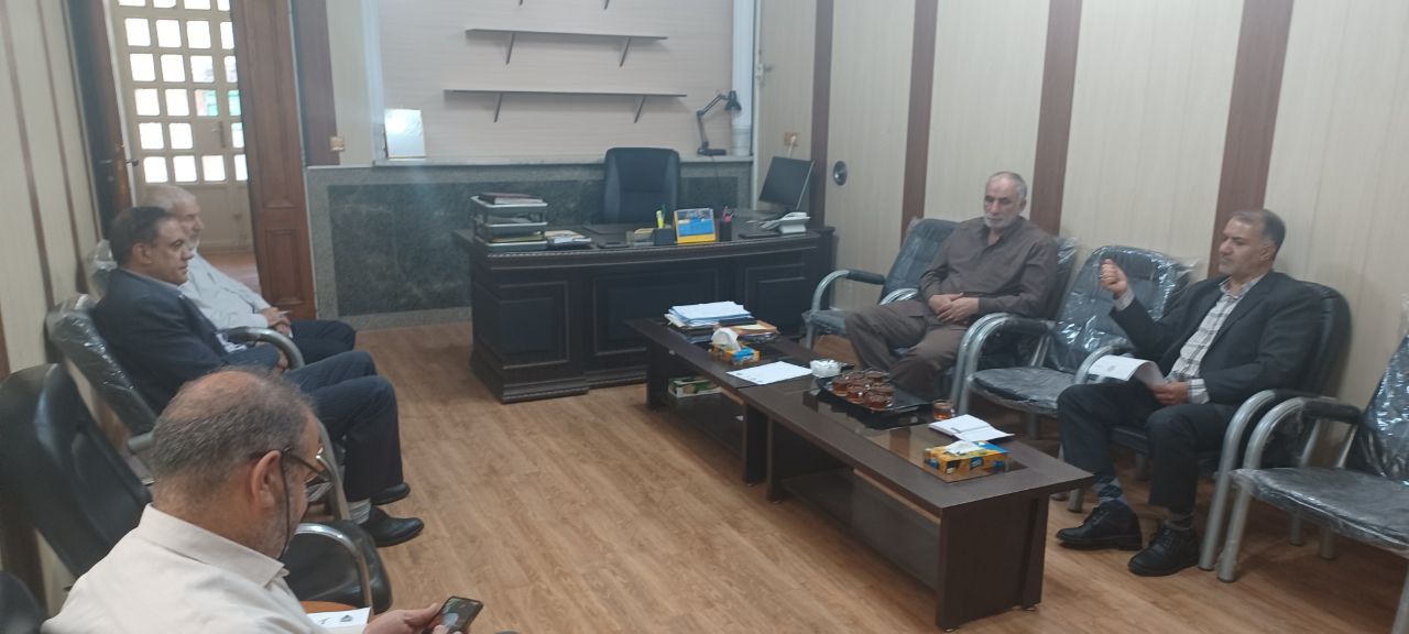 کمیسیون رسیدگی به وضعیت 10 بازنشسته و مستمری بگیر معسر لرستان برگزار شد کمیسیون رسیدگی به وضعیت 10 بازنشسته و مستمری بگیر معسر لرستان برگزار شد