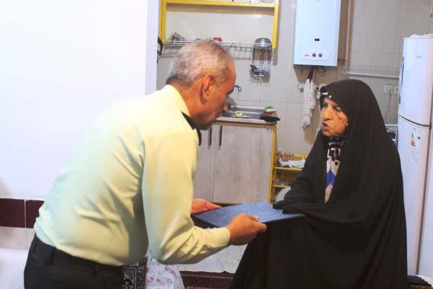 دیدار با خانواده شهید مظفر خیرآبادی