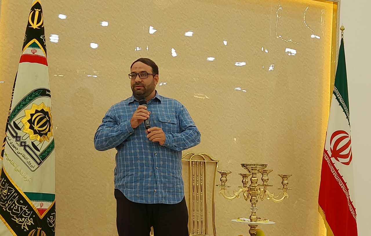 برگزاری ضیافت خانوادگی در شهرستان آران و بیدگل با حضور ۴۰ بازنشسته به همراه خانواده برگزاری ضیافت خانوادگی در شهرستان آران و بیدگل با حضور ۴۰ بازنشسته به همراه خانواده