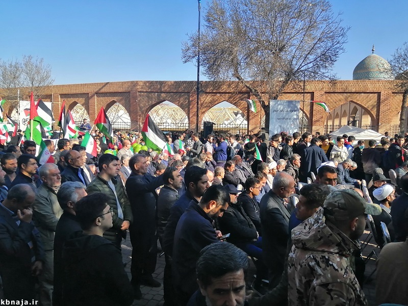 حضور کارکنان کانون بازنشستگان انتظامی استان اردبیل در راهپیمایی حمایت از مردم غزه