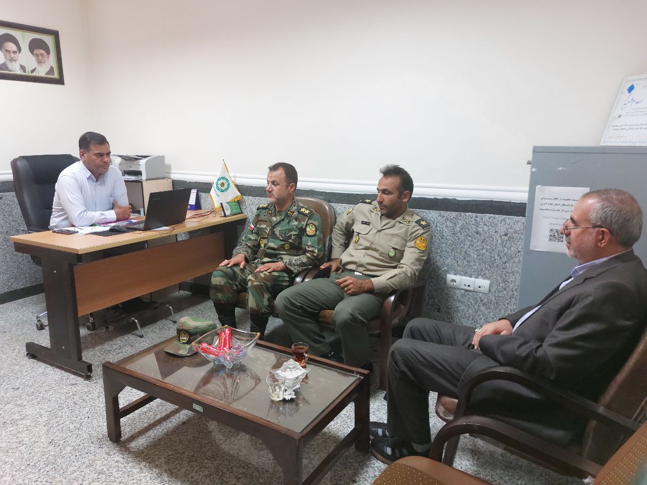 جلسه تعاملی با رئیس مرکز عضویابی، گزینش و استخدام نزاجا استان ایلام جلسه تعاملی با رئیس مرکز عضویابی، گزینش و استخدام نزاجا استان ایلام