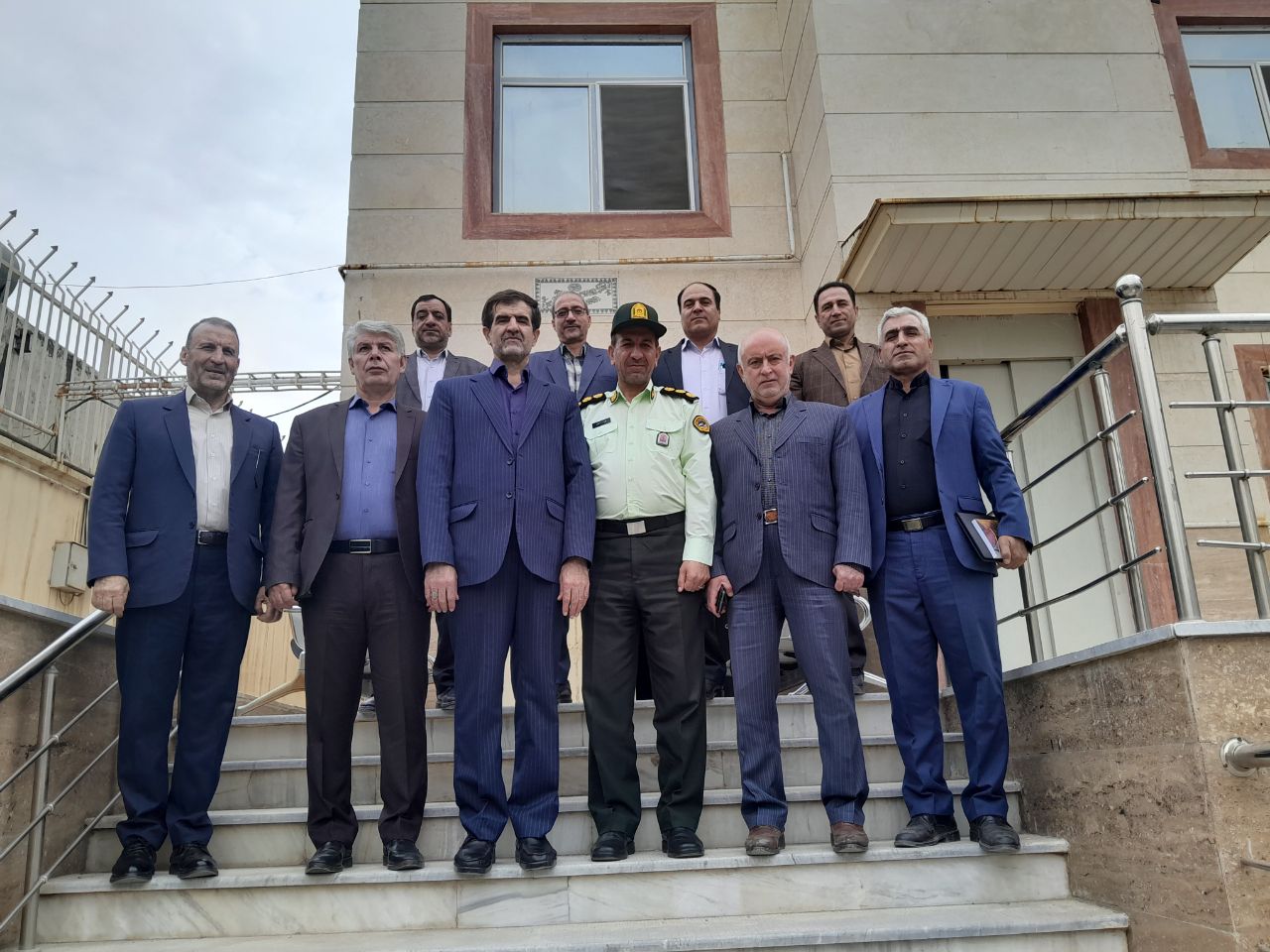 برگزاری جلسه هم اندیشی با رئیس پلیس آگاهی استان کرمانشاه برگزاری جلسه هم اندیشی با رئیس پلیس آگاهی استان کرمانشاه