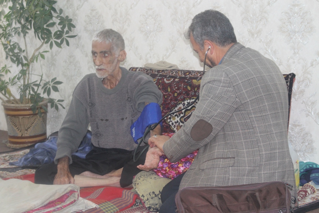 دیدار فرمانده انتظامی آذربایجان شرقی با عضو وابسته انتظامی در تبریز