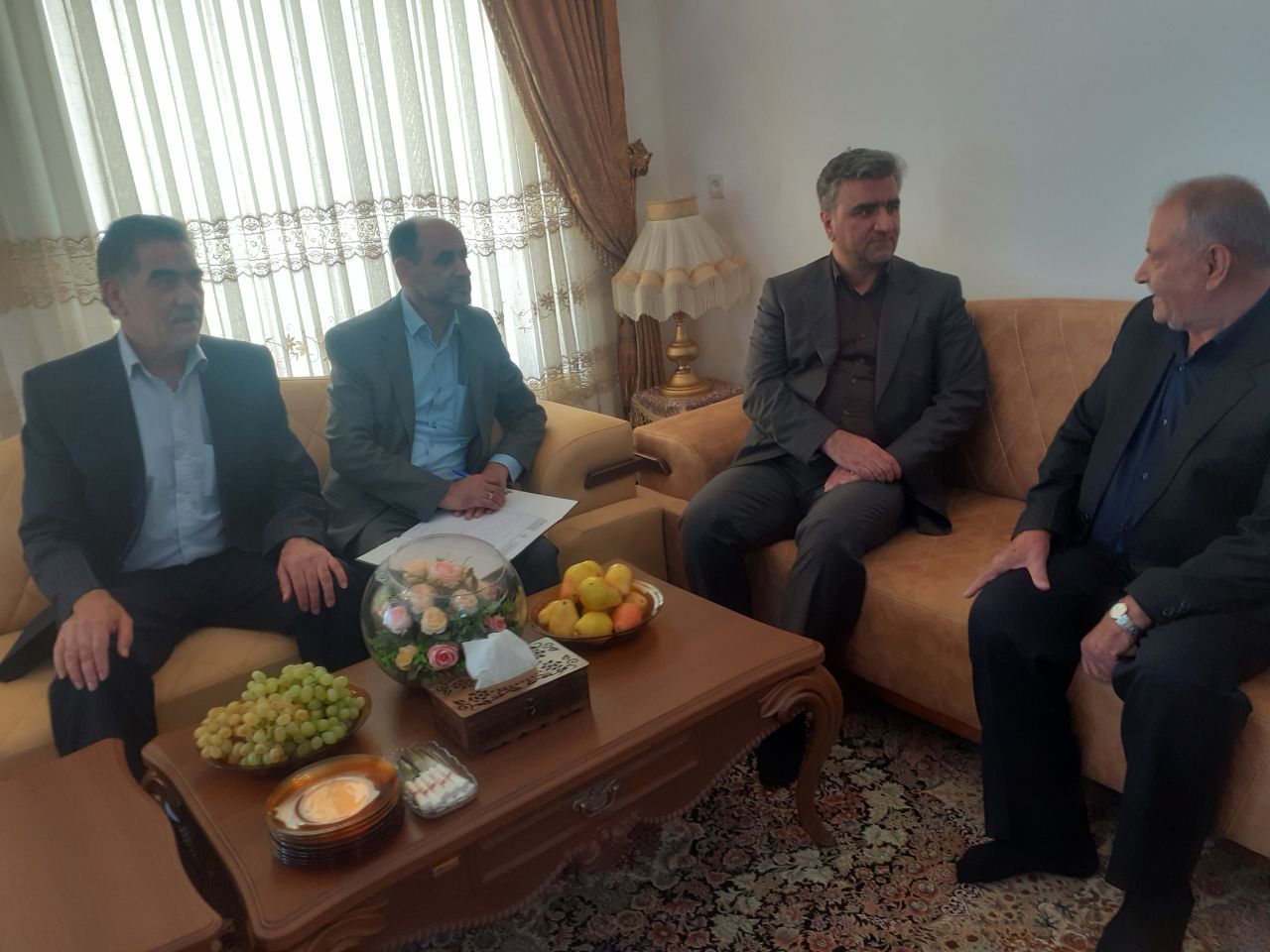 دیدار با 4 پیشکسوت بازنشسته استان کرمانشاه دیدار با 4 پیشکسوت بازنشسته استان کرمانشاه