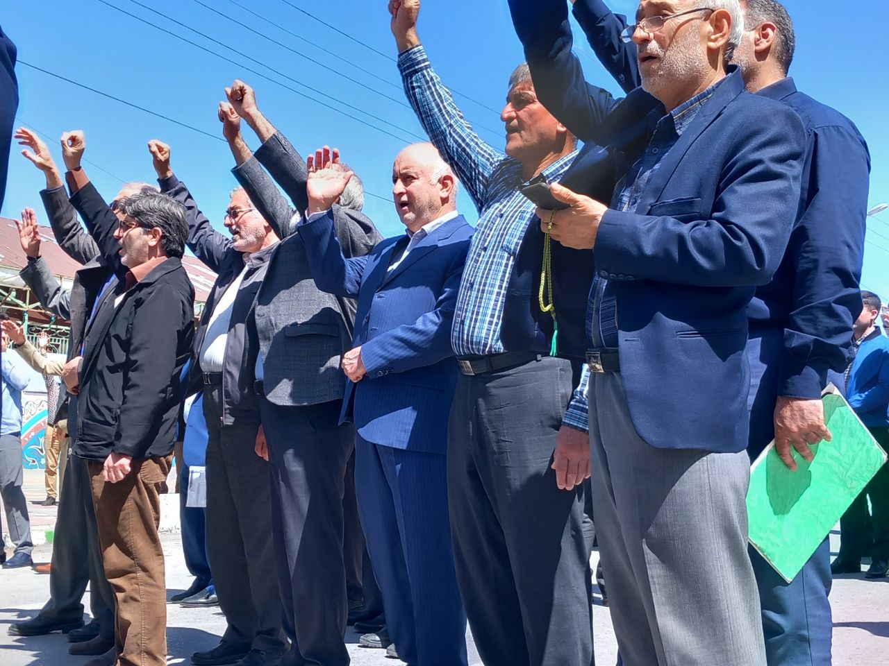 حضور رئیس کانون استان کرمانشاه در تجمع مردمی حمایت از عملیات سپاه پاسداران