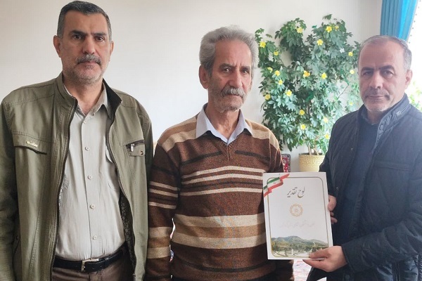 دیدار با پیشکسوت بازنشسته احمد صلواتی دیدار با پیشکسوت بازنشسته احمد صلواتی