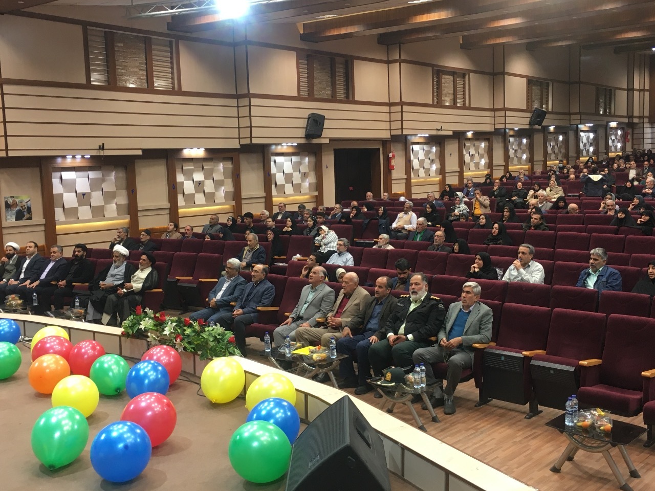 محفل انس و الفت با بازنشستگان استان یزد