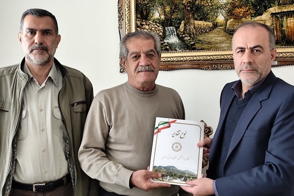 دیدار با 2 پیشکسوت بازنشسته شهرستان سنندج دیدار با 2 پیشکسوت بازنشسته شهرستان سنندج