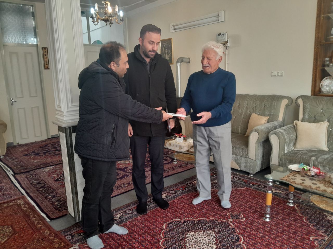 دیدار از دو نفر بازنشستگان بنام های عباداله ترابی و حسین خدایی در شهرستان میانه