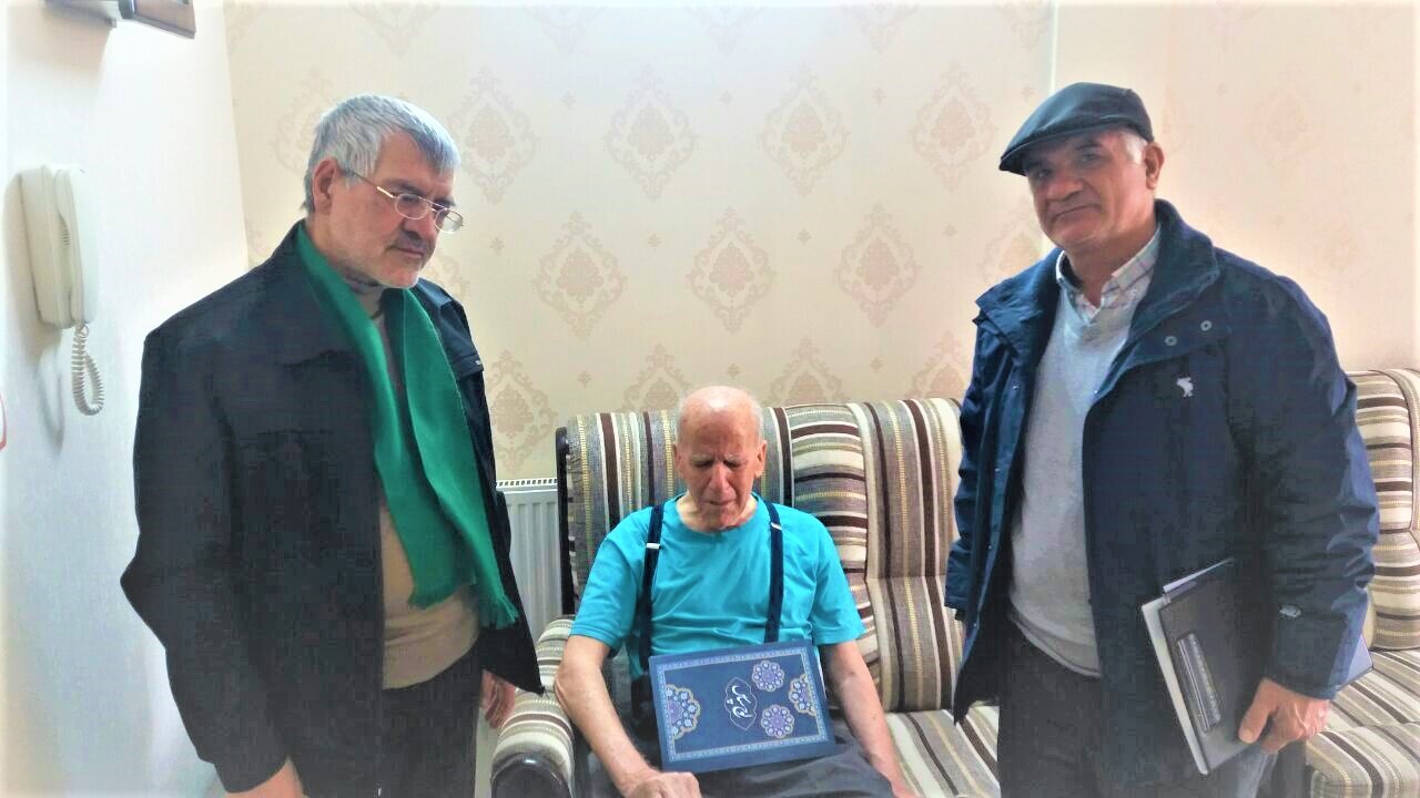 دیدار صمیمی با هفت نفر از بازنشستگان شهرستان یزد